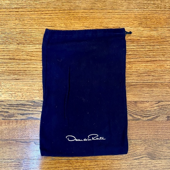 Oscar de la Renta Dust Bag - Picture 2 of 5